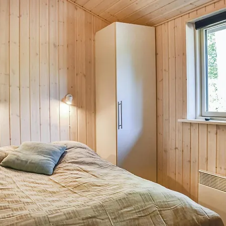 Three-bedroom In Grasted Vakantiehuis