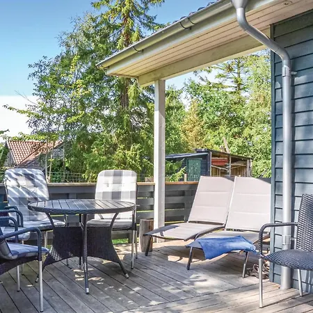 Three-bedroom In Grasted Ferienhaus Græsted