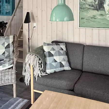 Three-bedroom In Grasted *