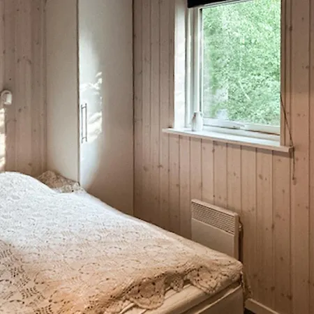 Three-bedroom In Grasted