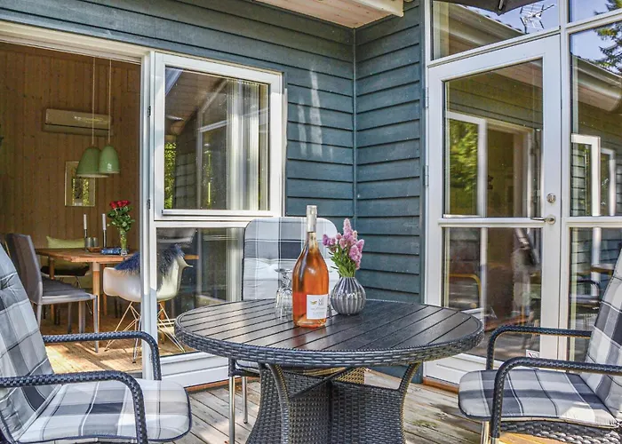 Three-bedroom In Grasted *