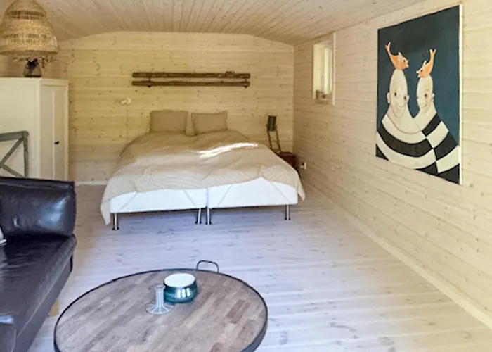 Three-bedroom In Grasted